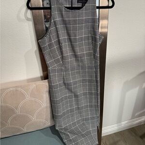 Banana Republic Gray Plaid Sleeveless Dress